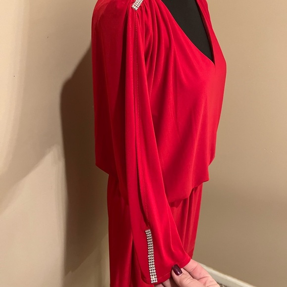 V NECK MINI CHRISTMAS PARTY DRESS WITH RHINESTONE ACCENTS BY PRELUDE, SIZE 6 - Picture 4 of 5